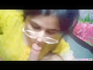 Chasmish Ladki Ki Mast Lund chusai