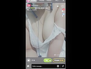 Safed Nighty Pehani Sexy Figurewali Bhabhi Ki Seducing Boobs Aur Bhur Show Stripchat Par 2 of 2