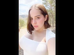 AndreasPrivate Onlyfans Pouring Flour On Girlfriend So She Get Naked And Get Fuck Instagram Meme 23 of 24