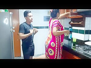 Instagram Meme Bhabhi Ki Safai Karne Me Madad Kar Raha Hu Viral Video MMS