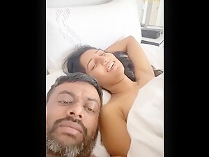 Sexy Desi Cam Girl Aurora Maharaj786 Fully Nude Kissing  And Fucking With Lover, Viral Video MMS 4 of 5