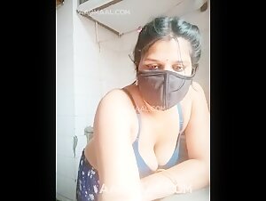 Famous Stripchat Actress AmritaNikhil Full Nude Show Masturbation And Blowjob 4 of 11