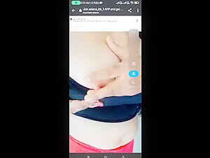 Instagram Famous Babe Selena Showing Her Huge Boobs Braless In Private Video, Viral MMS
