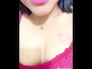 Desi Stripchat Babe Dirty Talking In Hindi And Pussy Rubbing