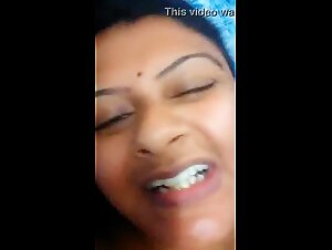 Desi Cute Bhabhi Rubing Her Hairy Pussy For BF On Video Call